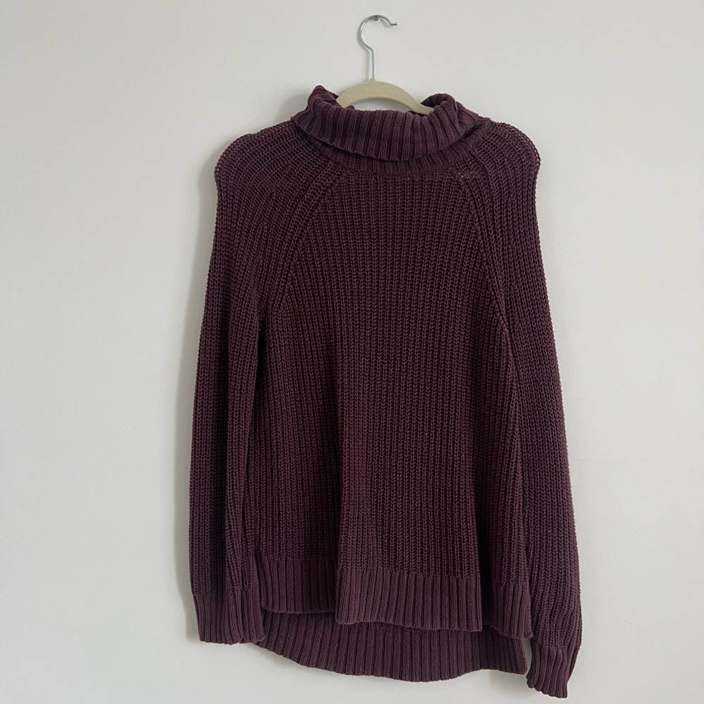 Old Navy Maroon Sweater